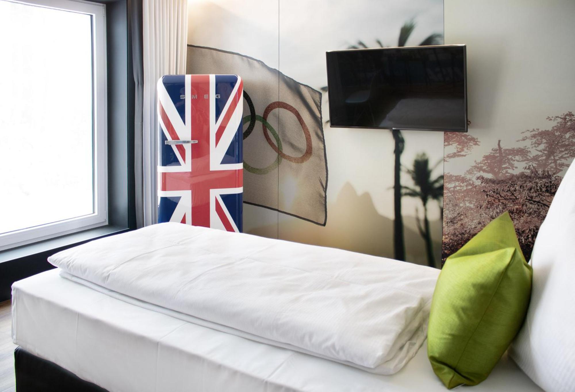 Mer Hotel By Wmm Hotels แมร์เซอบวร์ก ภายนอก รูปภาพ